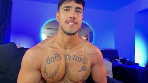 Snapshot of jacobfitness chatting on 8, 3, 2025 JACOB online show from 8, 3, 2025