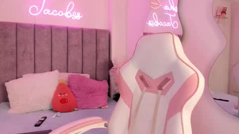 JACOBSS online show from 3, 11, 2025