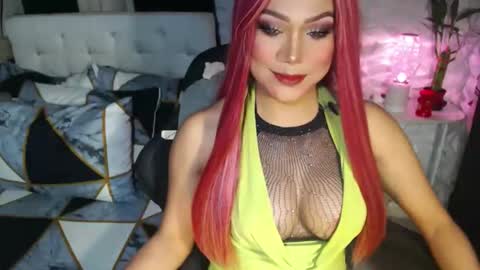 Snapshot of jacque_cole chatting on 29, 11, 2025 Jacque online show from 29, 11, 2025