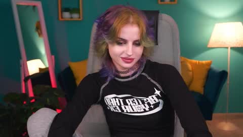 jade_castle online show from 30, 1, 2025