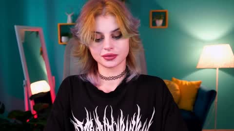 jade_castle online show from 8, 2, 2025