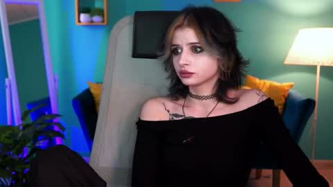 jade_castle online show from 21, 2, 2025