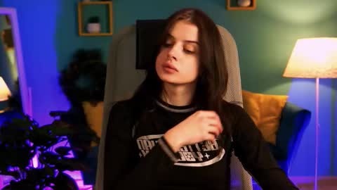 jade_castle online show from 3, 2, 2026