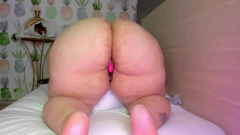 Snapshot of jade_cruz20 chatting on 17, 1, 2025 jade_cruz20 online show from 17, 1, 2025