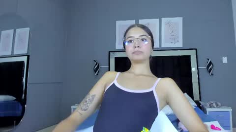 Snapshot of jade_lovv chatting on 27, 6, 2026 jade_lovv online show from 27, 6, 2026