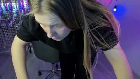 Jade online show from 15, 12, 2024