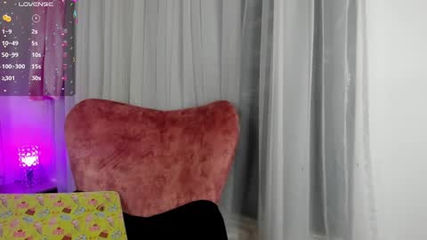 Snapshot of jade_white_ chatting on 14, 1, 2025 jade white online show from 14, 1, 2025