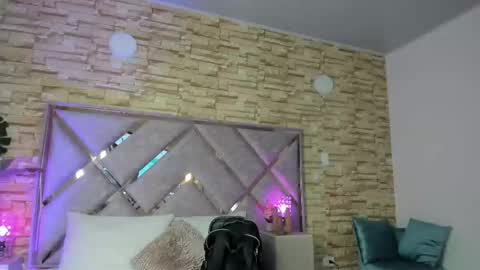 Snapshot of jade_white_ chatting on 16, 9, 2025 jade white online show from 16, 9, 2025