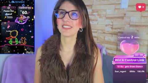 jade white  online show from 24, 2, 2026