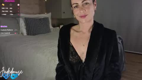 Jade online show from 21, 7, 2026