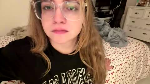 jademonroe0522 online show from 6, 1, 2026