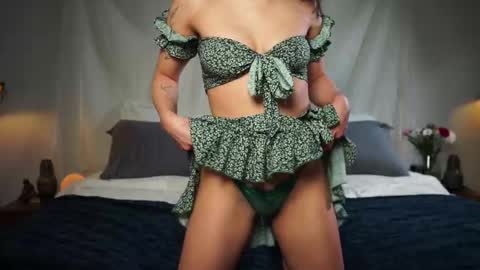 Snapshot of jadeperez_ chatting on 12, 3, 2025 Jade online show from 12, 3, 2025