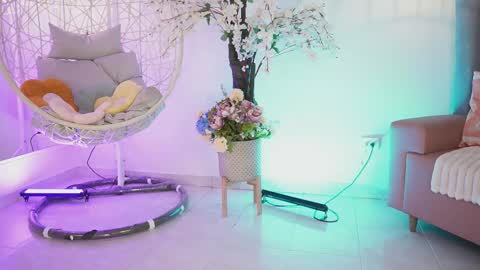 Jade Summer online show from 16, 9, 2025