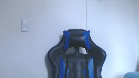 Snapshot of jake_shadow14 chatting on 3, 2, 2026 Hi guys im new 3 online show from 3, 2, 2026