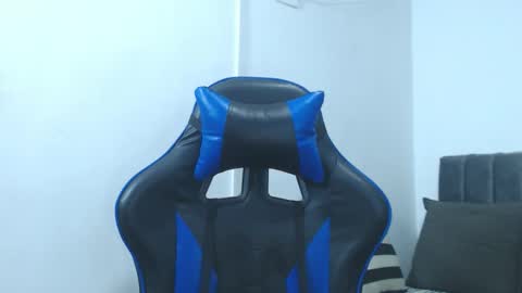 Snapshot of jake_shadow14 chatting on 6, 2, 2026 Hi guys im new 3 online show from 6, 2, 2026