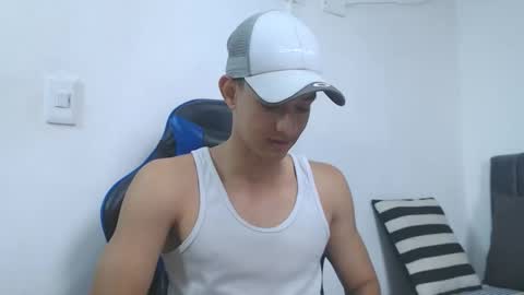 Snapshot of jake_shadow14 chatting on 10, 2, 2026 Hi guys im new 3 online show from 10, 2, 2026