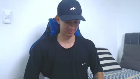 Snapshot of jake_shadow14 chatting on 16, 2, 2026 Hi guys im new 3 online show from 16, 2, 2026