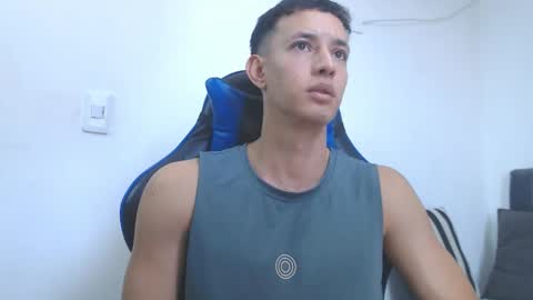 Snapshot of jake_shadow14 chatting on 2, 3, 2026 Hi guys im new 3 online show from 2, 3, 2026