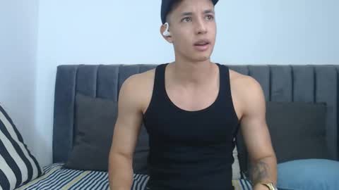 Snapshot of jake_shadow14 chatting on 4, 3, 2026 Hi guys im new 3 online show from 4, 3, 2026