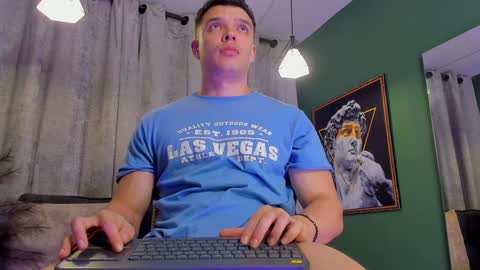 Snapshot of jakee_tyler chatting on 3, 1, 2025 Jake Tyler online show from 3, 1, 2025