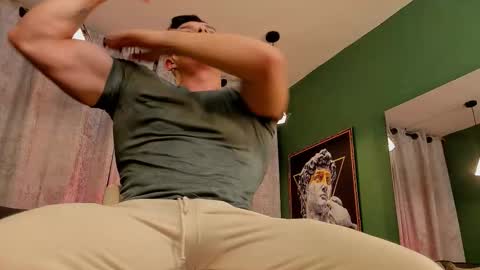 Snapshot of jakee_tyler chatting on 18, 10, 2025 Jake Tyler online show from 18, 10, 2025