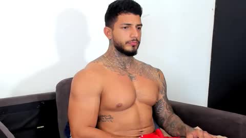 Snapshot of jaketayler10 chatting on 30, 9, 2025 my name is sebas If you come here dont hesitate to say hello Im a guy who really likes having conversations and having hot online show from 30, 9, 2025