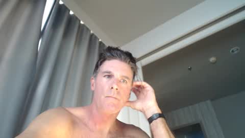 Snapshot of jam_on_it chatting on 15, 1, 2025 JAM online show from 15, 1, 2025