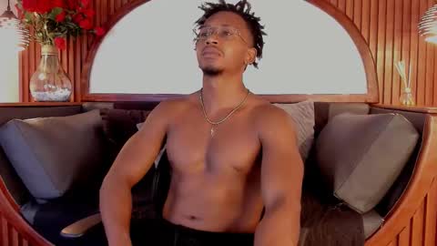   online show from 18, 12, 2025