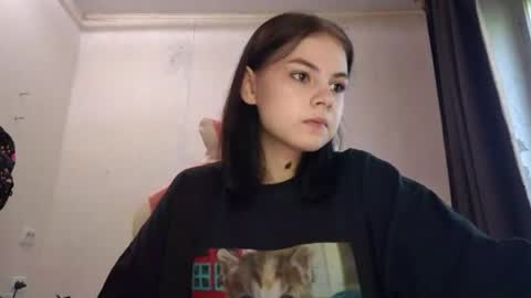 Mila online show from 31, 5, 2026