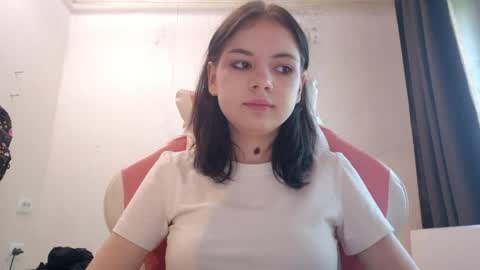 Mila online show from 1, 6, 2026