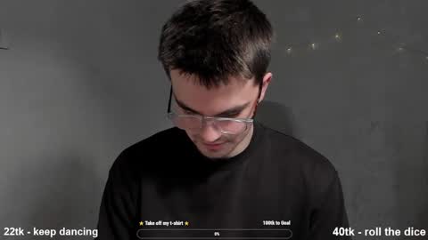 Snapshot of jame_flow chatting on 6, 3, 2025 Hey there Im Jame online show from 6, 3, 2025