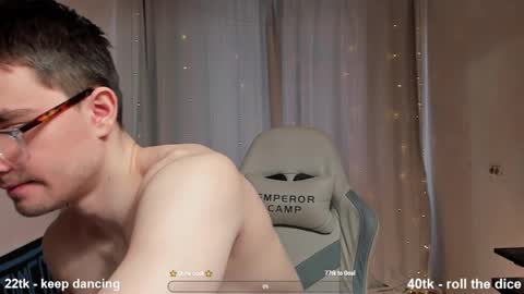 Snapshot of jame_flow chatting on 11, 3, 2025 Hey there Im Jame online show from 11, 3, 2025