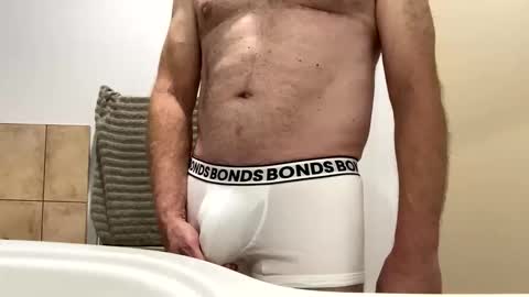 Snapshot of james3080 chatting on 21, 10, 2025 James online show from 21, 10, 2025