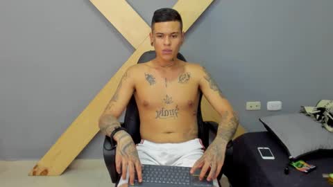 Snapshot of jamesinked_ chatting on 26, 12, 2024 Jamesinked  online show from 26, 12, 2024