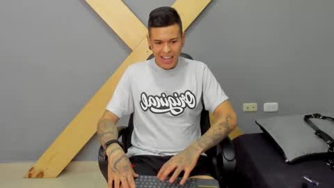 Snapshot of jamesinked_ chatting on 27, 12, 2024 Jamesinked  online show from 27, 12, 2024