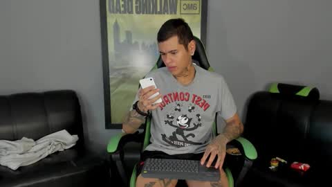 Snapshot of jamesinked_ chatting on 27, 1, 2025 Jamesinked  online show from 27, 1, 2025