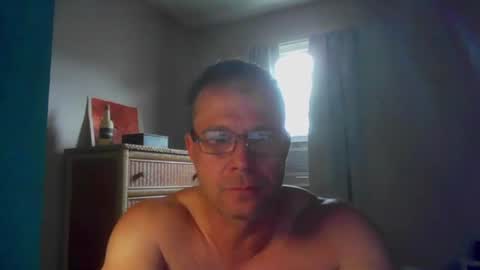 Snapshot of jamesjewels chatting on 3, 8, 2026 jamesjewels online show from 3, 8, 2026