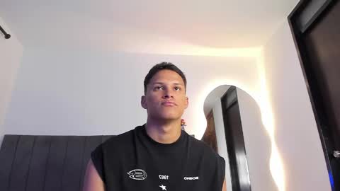 Snapshot of jamesowenn chatting on 9, 5, 2026 James Owenn online show from 9, 5, 2026