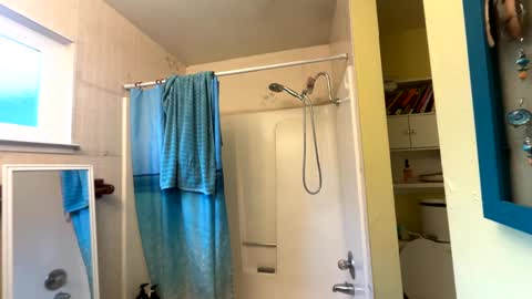 Jameswebbscope online show from 2, 3, 2025