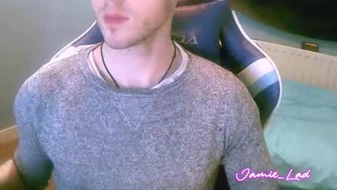 Snapshot of jamie_lad chatting on 15, 12, 2024 Jamie online show from 15, 12, 2024