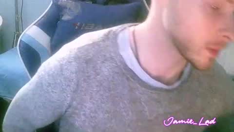 Snapshot of jamie_lad chatting on 22, 12, 2024 Jamie online show from 22, 12, 2024