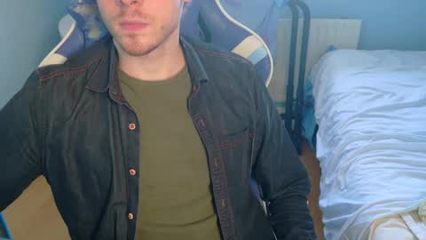 Snapshot of jamie_lad chatting on 2, 3, 2025 Jamie online show from 2, 3, 2025