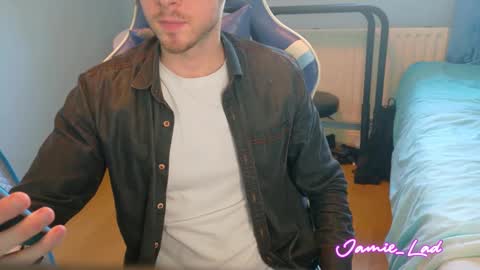 Snapshot of jamie_lad chatting on 8, 3, 2025 Jamie online show from 8, 3, 2025