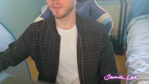 Snapshot of jamie_lad chatting on 9, 3, 2025 Jamie online show from 9, 3, 2025