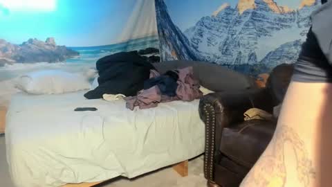 Snapshot of jamiejordan93 chatting on 20, 2, 2025 OF - Jamiejordans online show from 20, 2, 2025