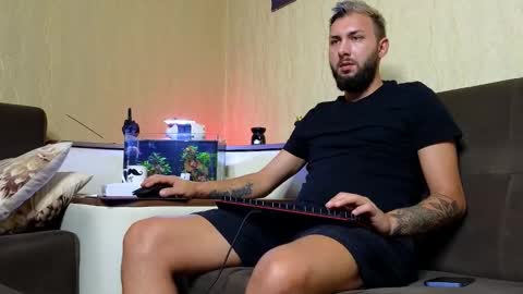 Robbie online show from 11, 9, 2025