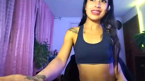 Snapshot of janariivera1 chatting on 27, 9, 2025 janariivera1 online show from 27, 9, 2025