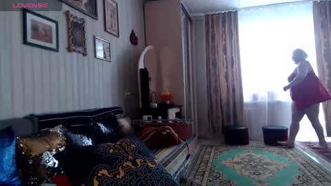 JaneBeech online show from 2, 3, 2026