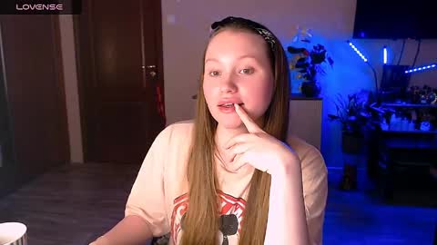 Snapshot of janeblossomhot chatting on 22, 4, 2026 Jane online show from 22, 4, 2026