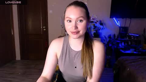 Snapshot of janeblossomhot chatting on 15, 5, 2026 Jane online show from 15, 5, 2026